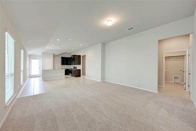 Photo - 139 Heather Glen Way