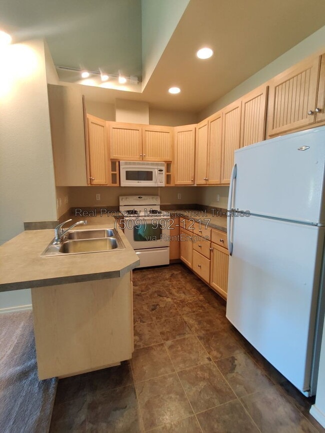 Photo - 2335 Hood Ave