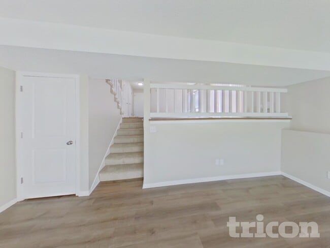 Photo - 1444 Willow Creek Ln