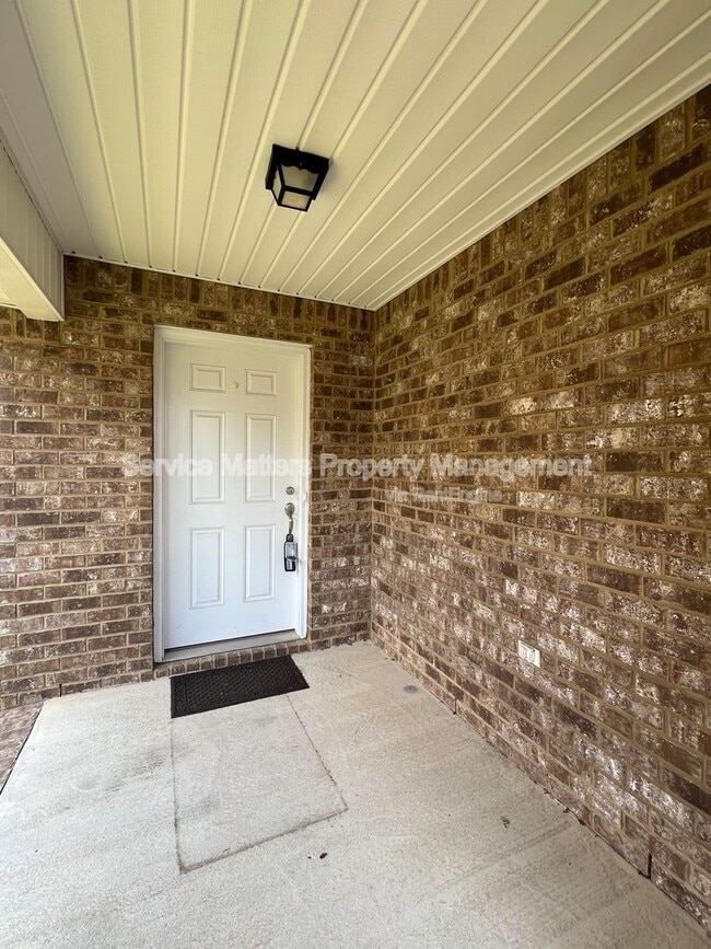 Photo - 4496 Fiske St