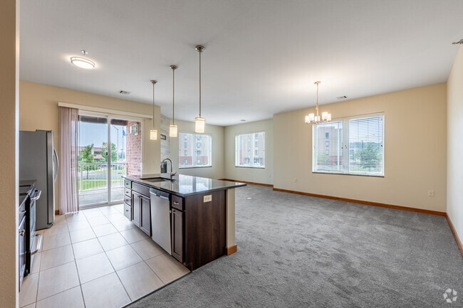 2BR, 2BA - 1,258SF - Main Living Area - Oakwood Ridge Apartments