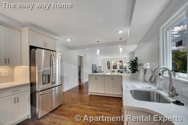 Photo - 12 Sydney St Unit #1