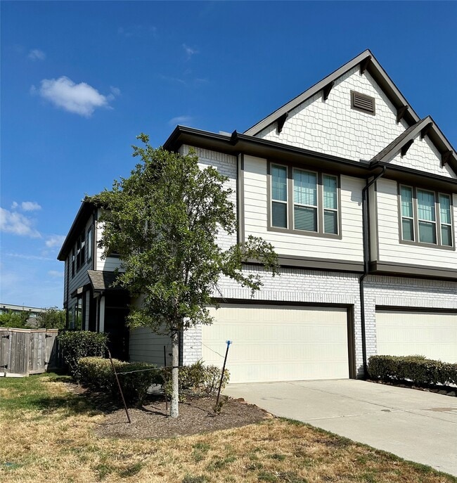 Photo - 16215 Northern Cardinal Ln
