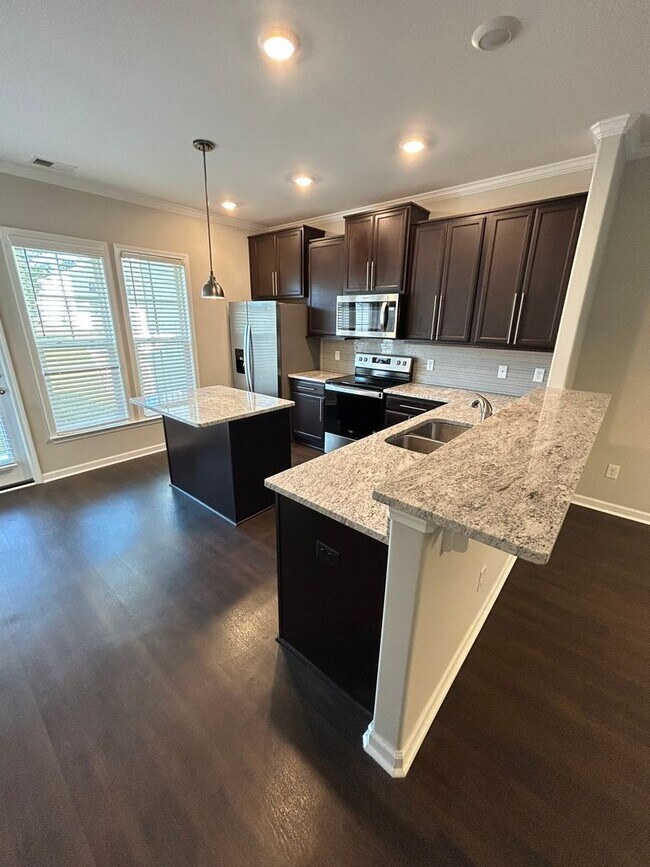 Photo - First month FREE! 3 Bedroom/ 2.5 Bathroom Berwick area in Savannah, GA