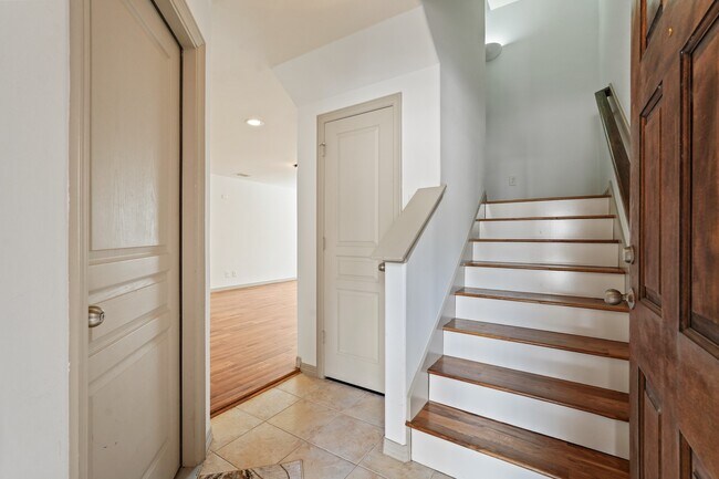 Photo - 7903 Bachwood Dr