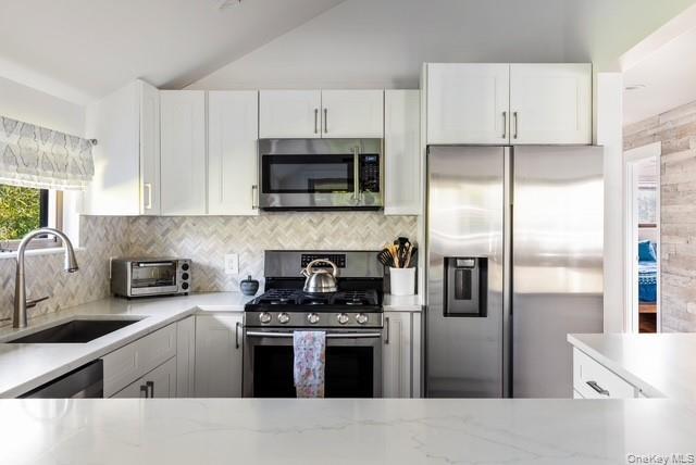 294 Wilmot Rd