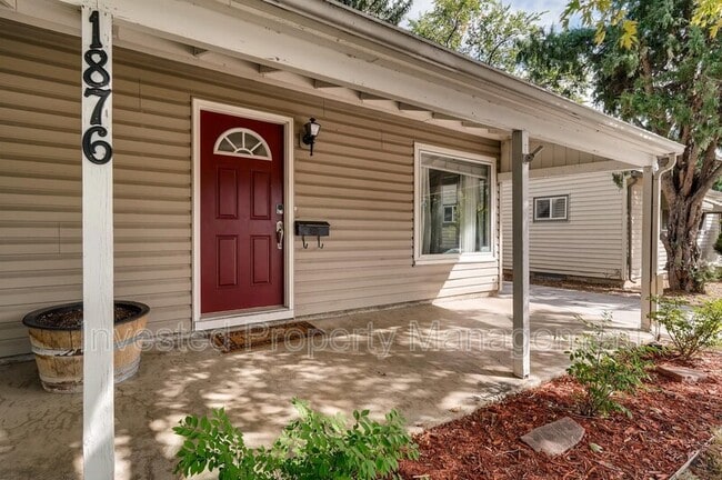 Photo - 1876 S Dahlia St