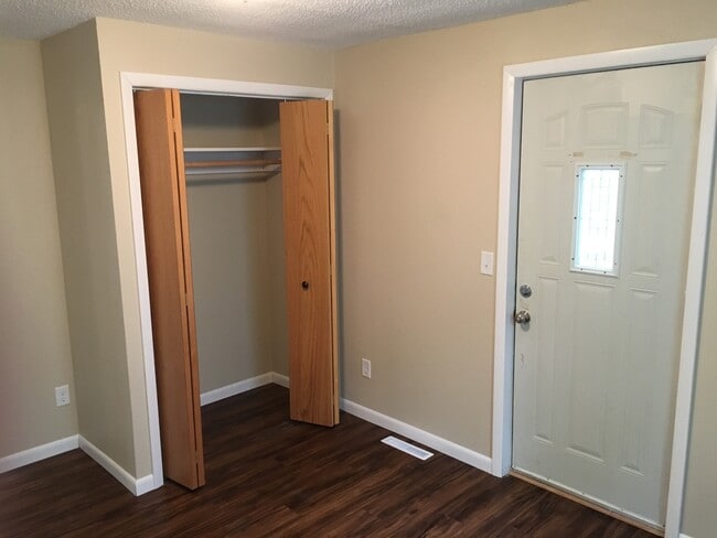 Photo - 213 1st Ave E