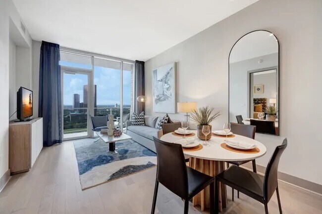 Photo - Galleria Luxury: Up to 4 Weeks Free + $500... Unit HPO1
