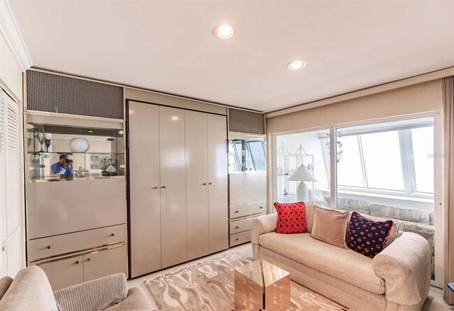 Photo - 1055 W Peppertree Dr Unit 802AA