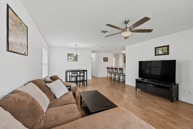 404 Sloan St Unit SI ID1492690P