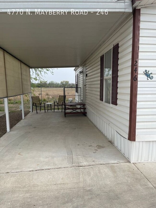 Photo - 4770 N Mayberry Rd