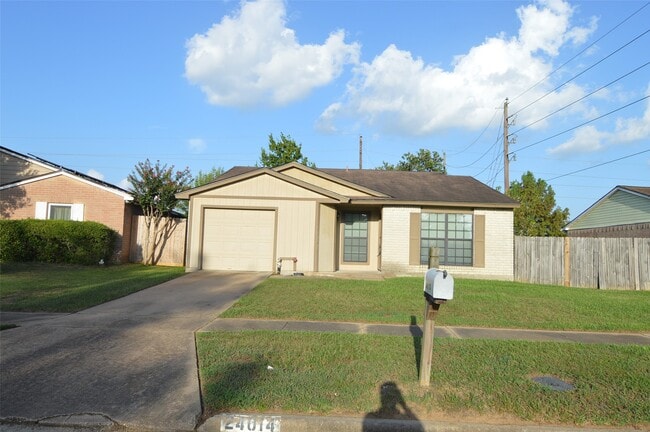 Photo - 24014 4 Sixes Ln