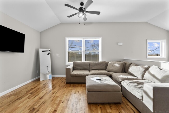 Photo - 6 Bidwell Terrace