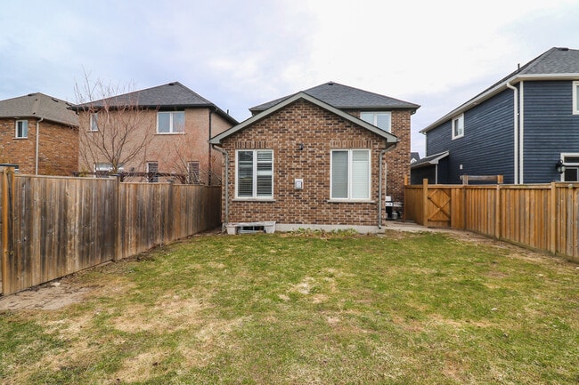 Photo - 75 Garbutt Cres