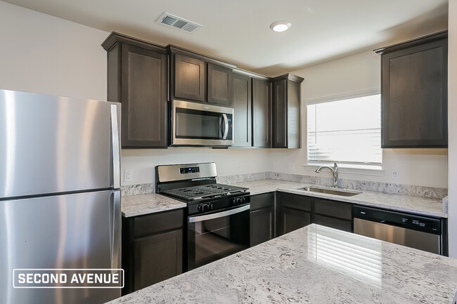 333 Condie Russell Ave
