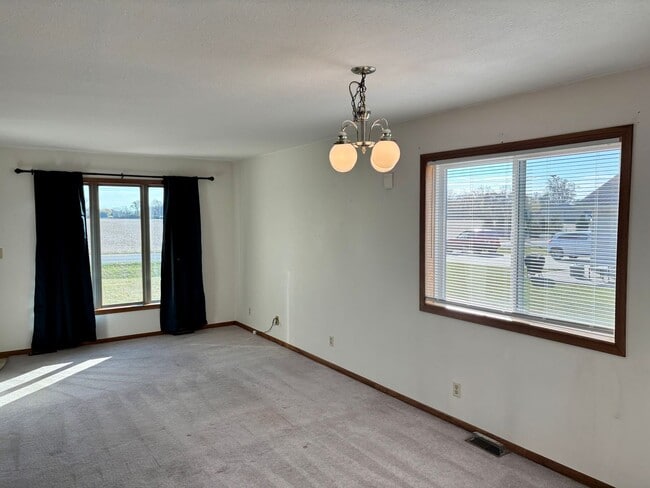 Photo - 1626-1628 S Wayne Unit 1628