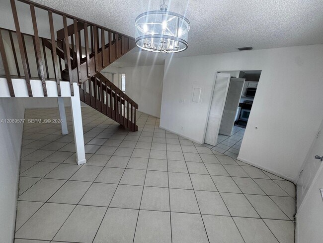 Photo - 16413 Grape Way Unit 16413