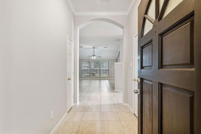 Photo - 1319 Castlemist Dr