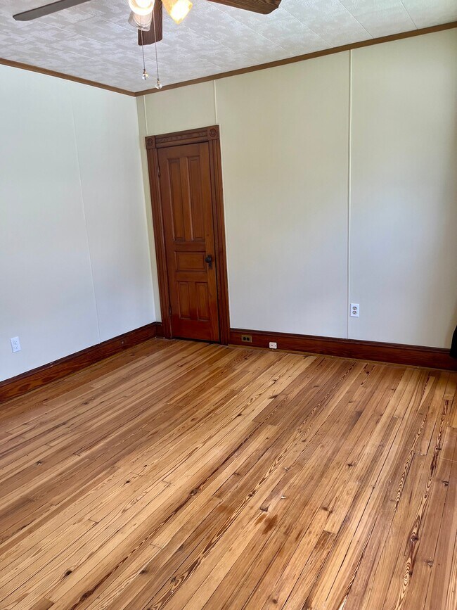 Photo - 625-627 Pleasant Ave Unit 625 FL2