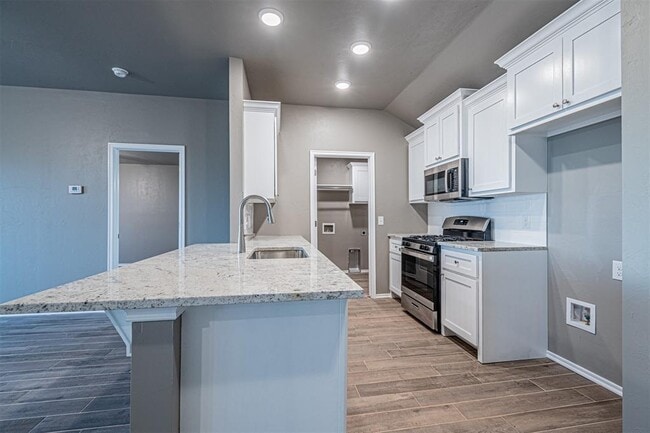 Photo - 1620 Highland Loop