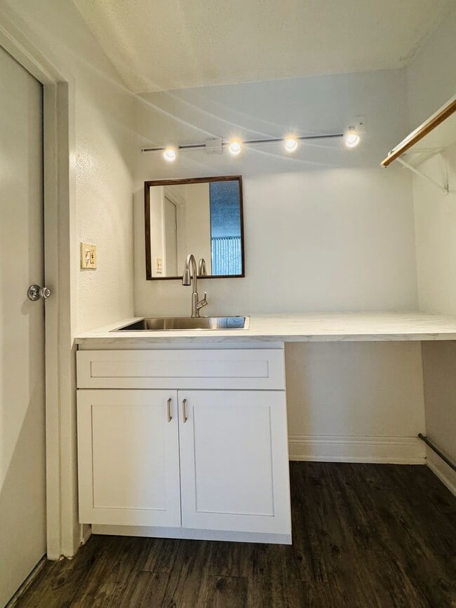Photo - Best Deal in the area! Newly renovated Studio apartment - All Utilities Included! Unit 2016