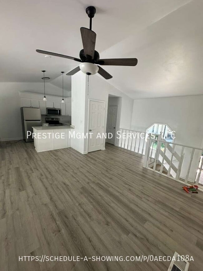2 Villa Dr Unit D