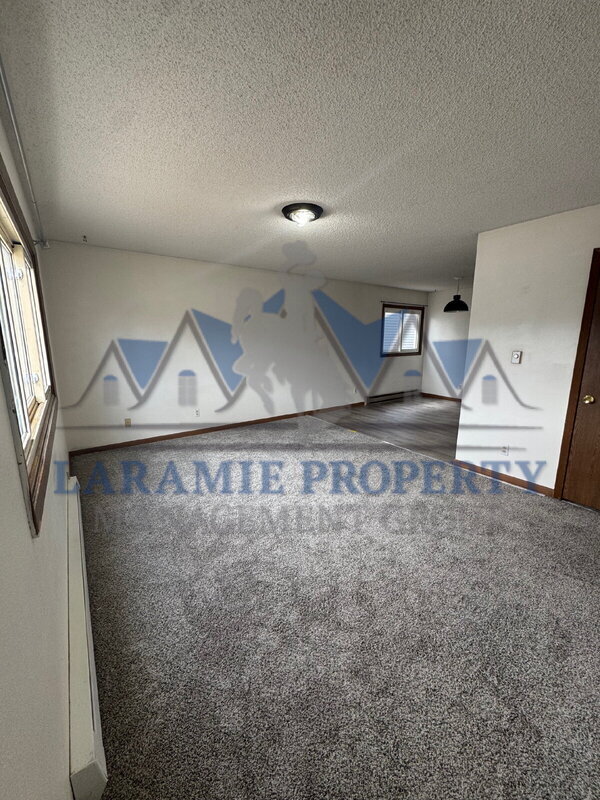 Photo - 1537 E Person St Unit 1