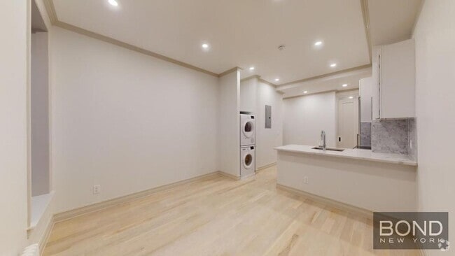 Building Photo - 250 W 91st St Unit 2C Rental