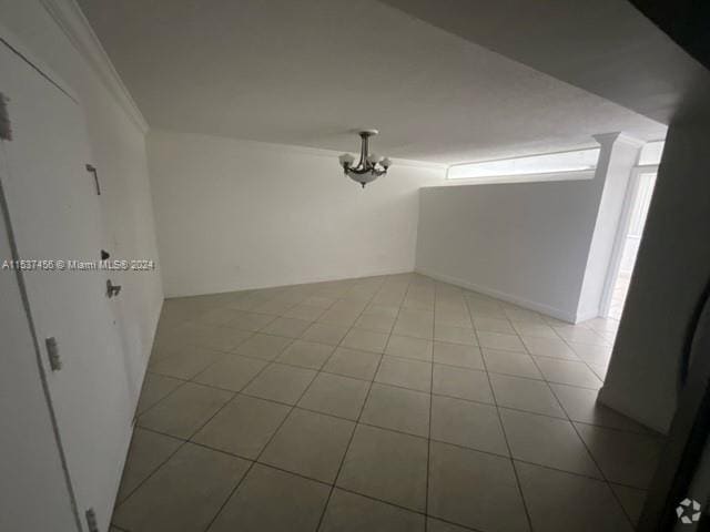 Building Photo - 1750 W 56th St Rental