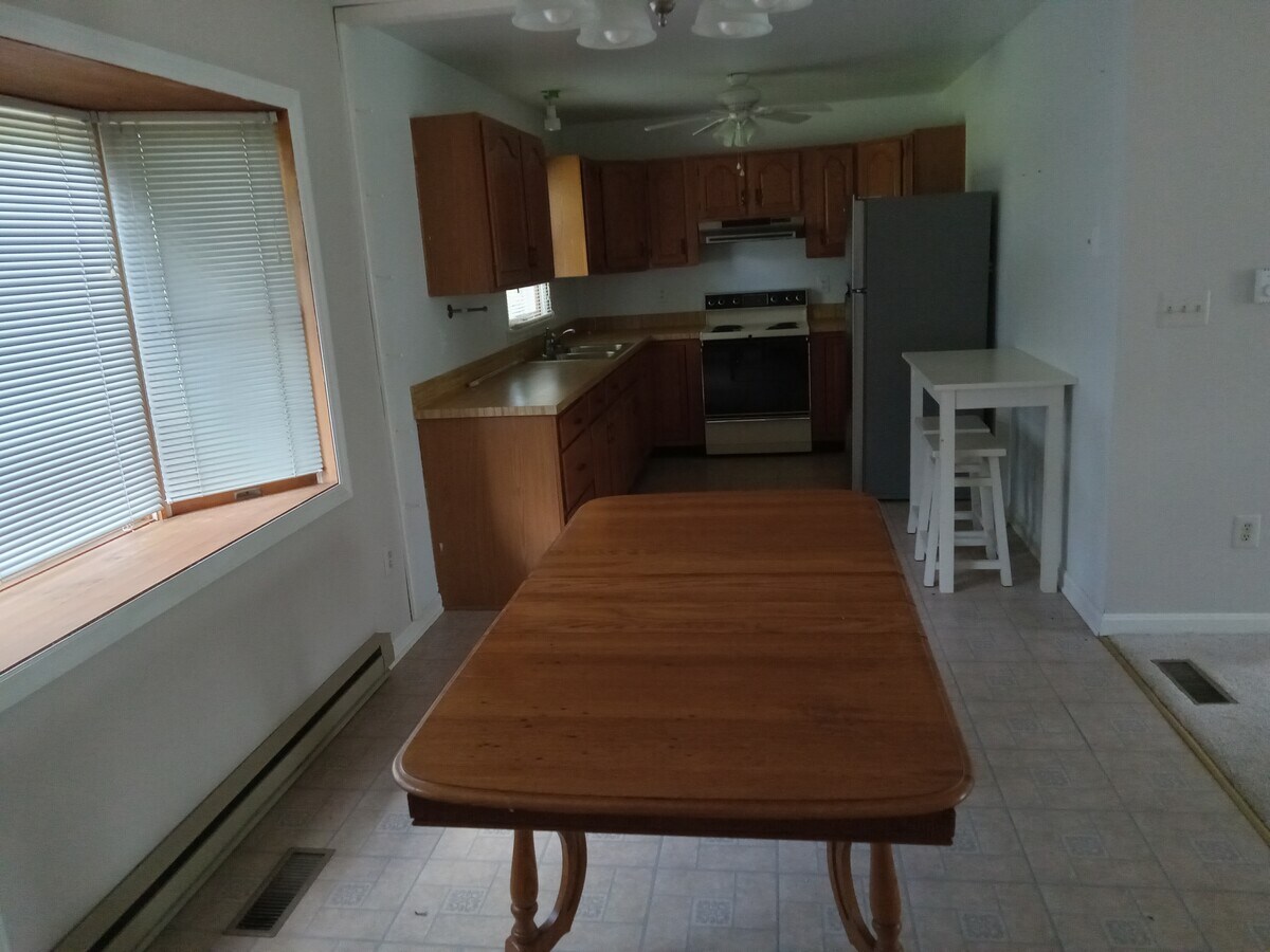 kitchen/dining - 5306 Woodbine Rd Apartments Unit Bob