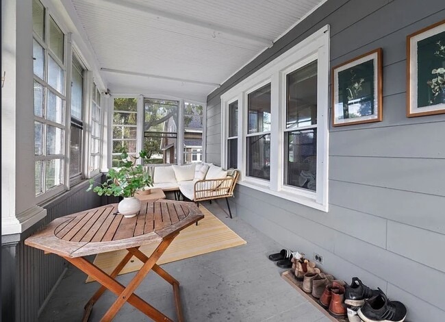 Photo - 415 Whittier Ave