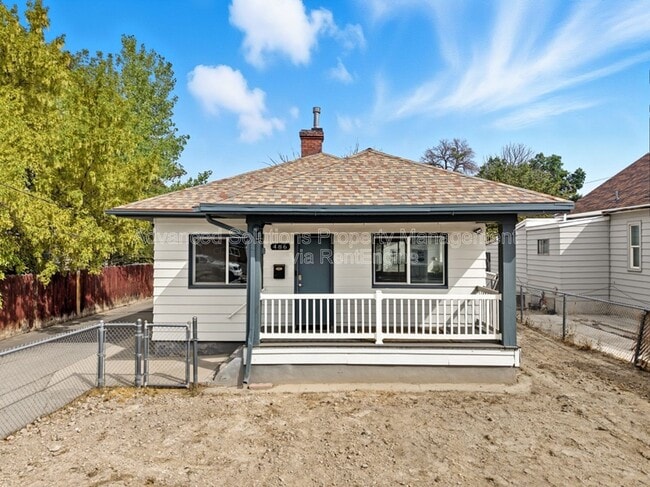 Building Photo - 486 2nd Ave