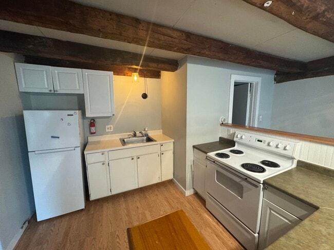 Photo - 10 Portland St Apartment Unit 2