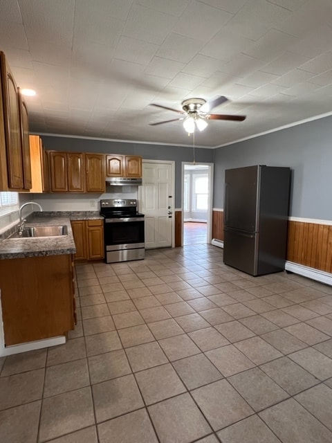 Building Photo - 133 Pleasant St Unit 1