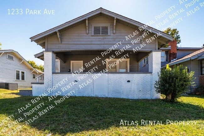 Building Photo - 1233 Park Ave