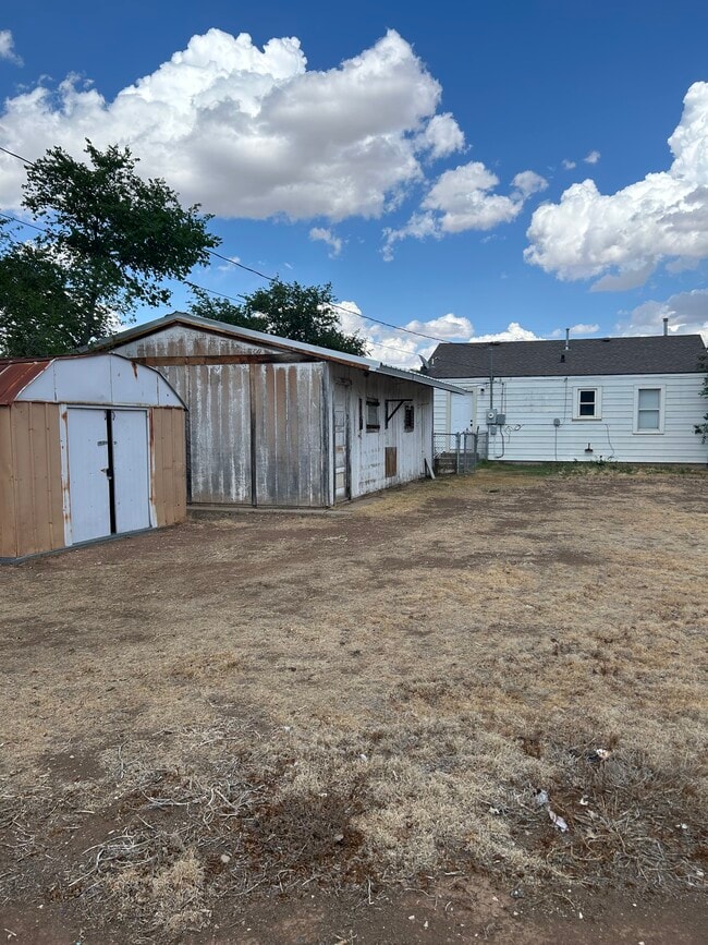 Photo - 4110 S Washington St