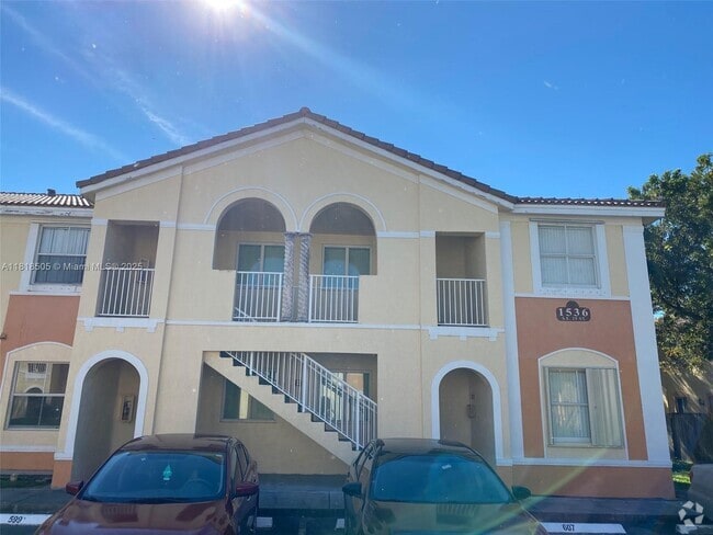 Building Photo - 1536 SE 25th St Unit 202 Rental