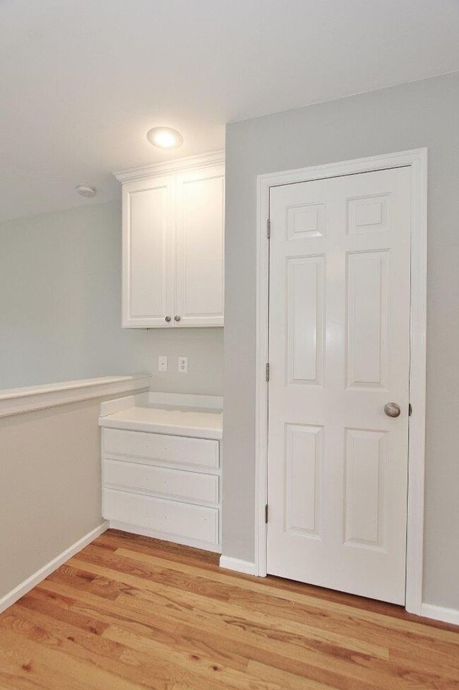 Building Photo - Elegant Home in Hobble Creek!