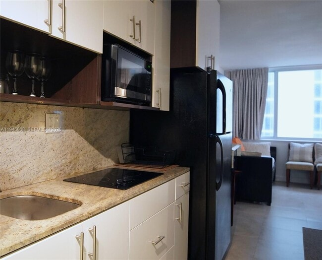 Photo - 19201 Collins Ave Unit 726