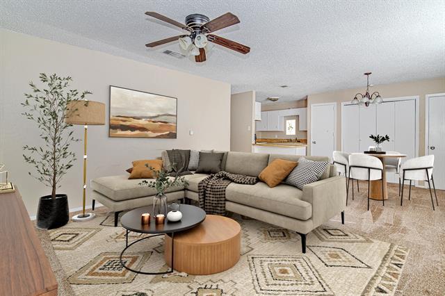 Photo - 101 Cedar Crest St