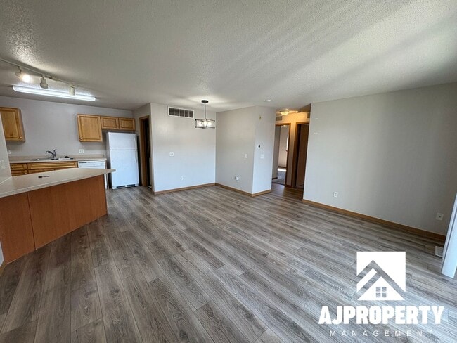 Photo - 7003 56th St Unit #7