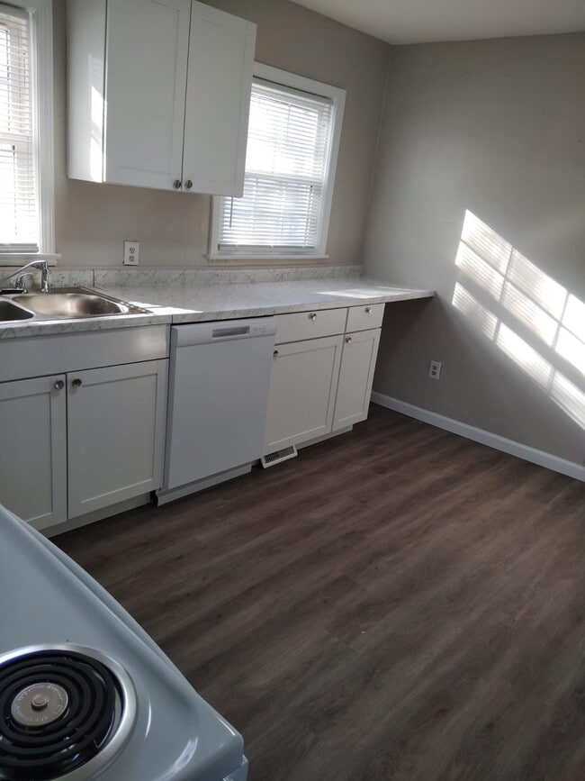 Photo - 3879 Speedway Cir