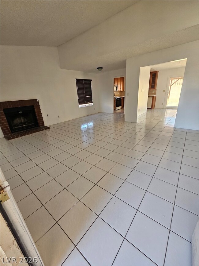 Photo - 7703 Salishan Dr