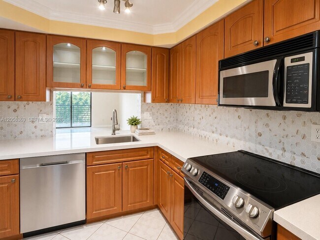 Photo - 3700 N Pine Island Rd Unit 402