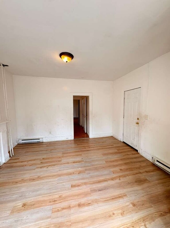 106 Washington St Unit 1