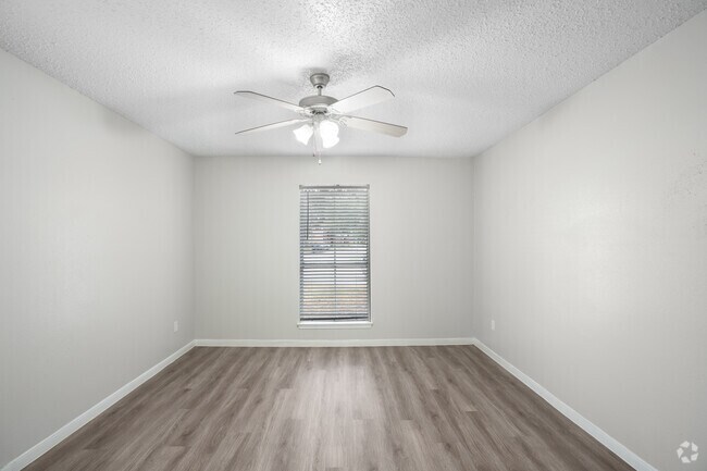 A2BR, 2BA - 1,040SF - Bedroom