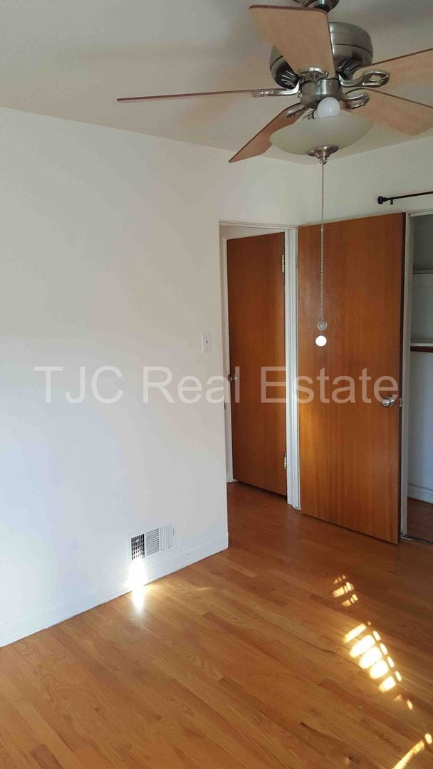 Photo - 1215 S Jackson St