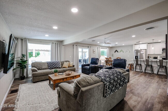 Photo - 9107 E Fairway Blvd