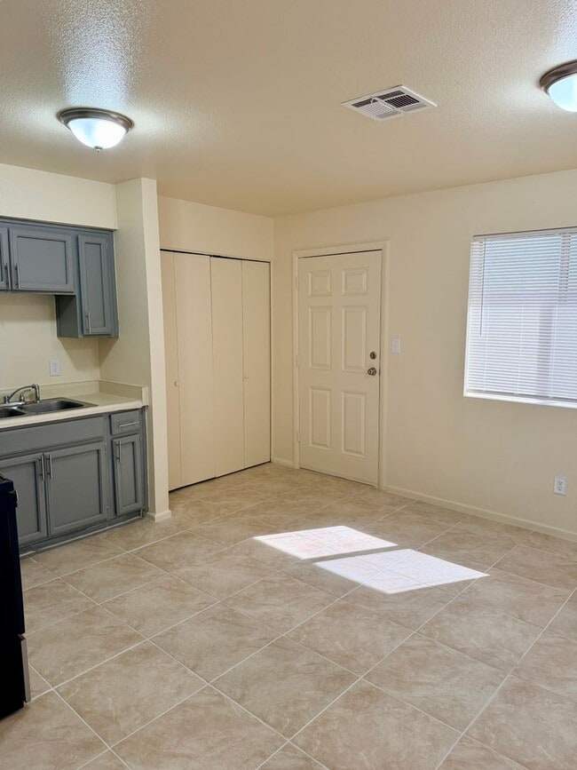 Photo - Ready to move in 3 bedroom San Luis Home